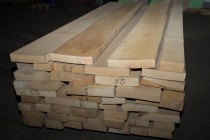 Доска столярная. Клен. Длина 2-3 метра. Толщина 50 мм.