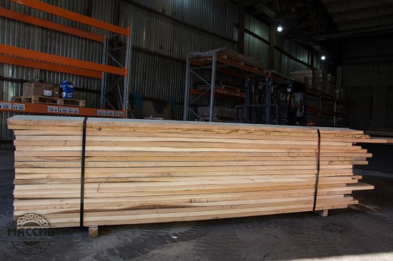 Доска столярная. Дуб. Длина 2-3,2 м, толщина 50 мм.